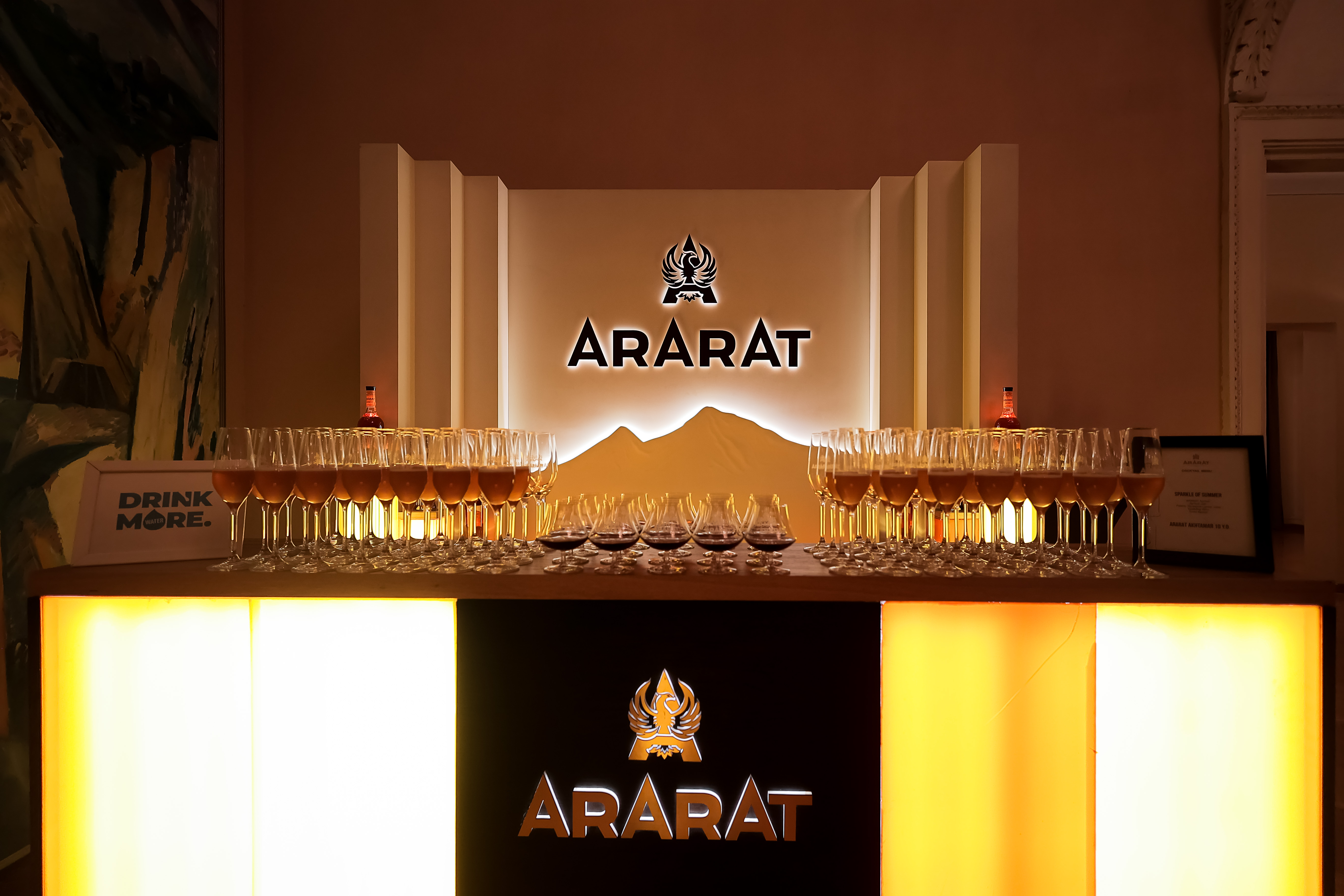 The collection of modern labels of ARARAT will be kept at the National Library of Armenia